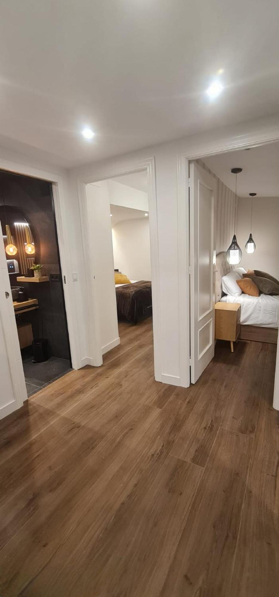 Atico De Diseno En El Centro Apartman Oviedo Kültér fotó