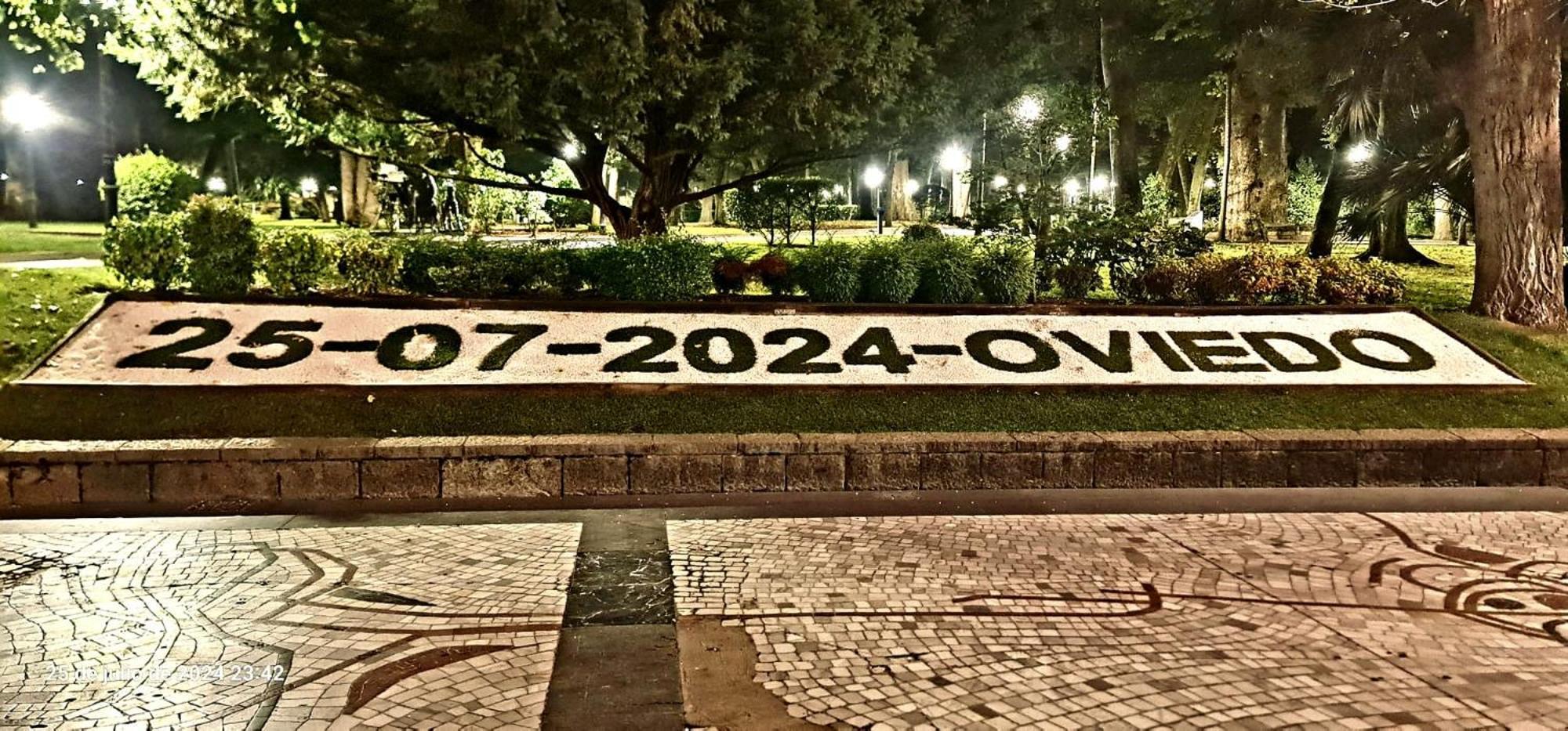 Atico De Diseno En El Centro Apartman Oviedo Kültér fotó