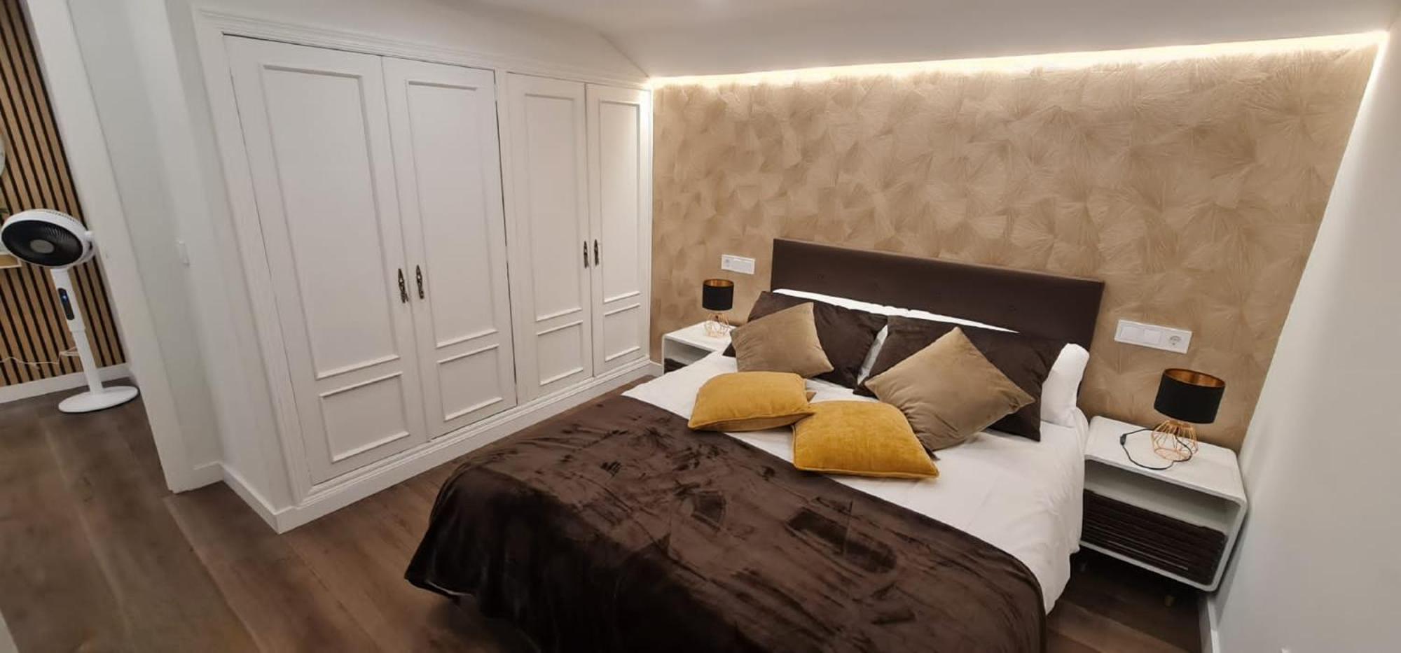 Atico De Diseno En El Centro Apartman Oviedo Kültér fotó